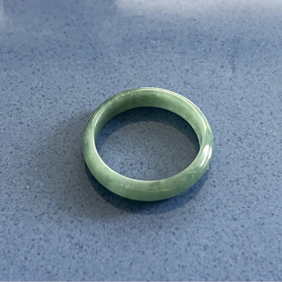 Guatemala Jade ring - Picture 2 of 8